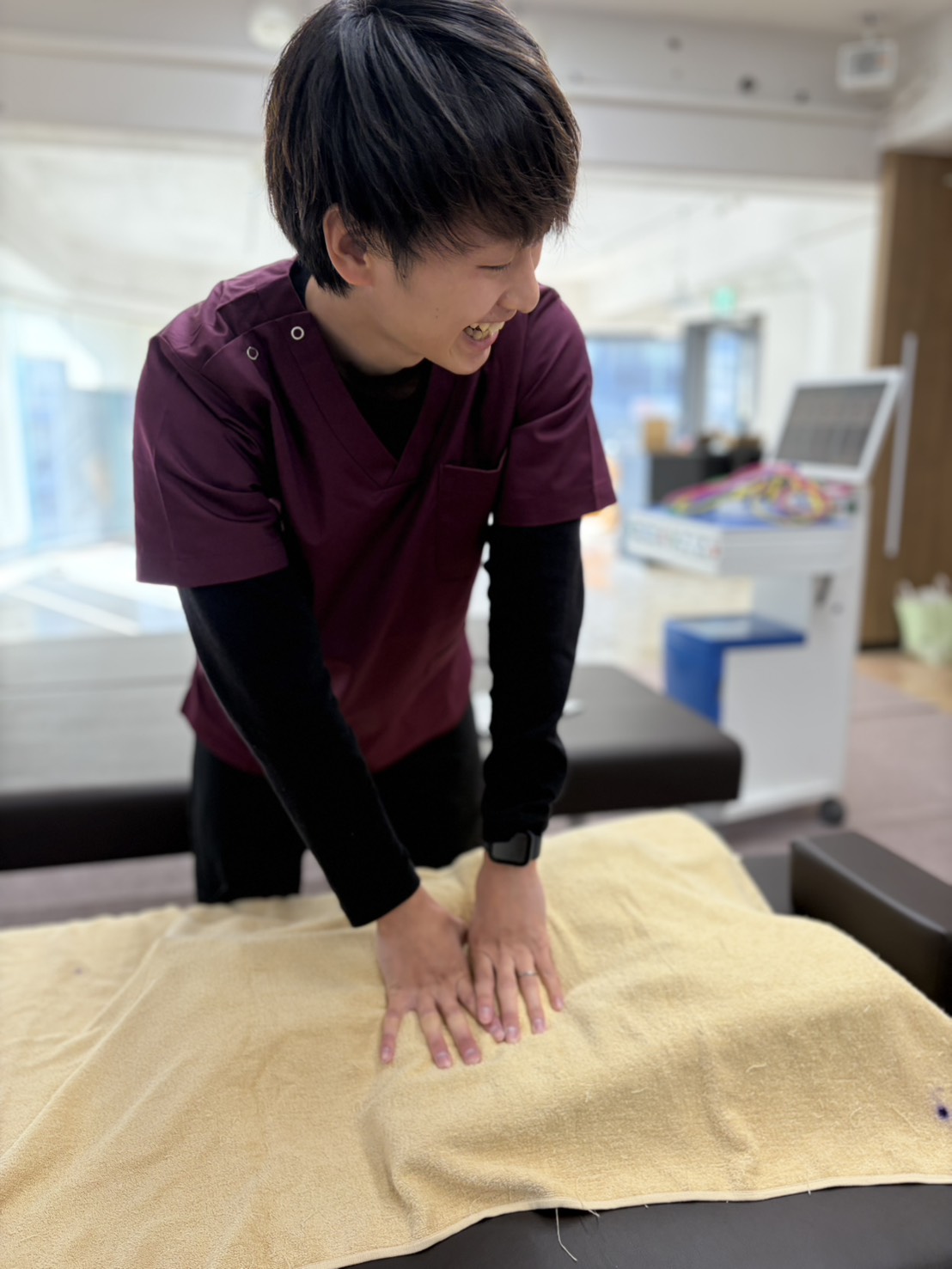 オールハンドで行うフェイシャルエステでお肌に溜まった老廃物をデトックスします